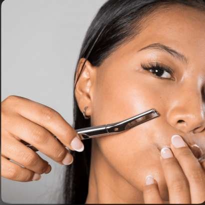Dermaplane Facial