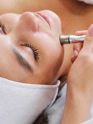 Microdermabrasion Glo